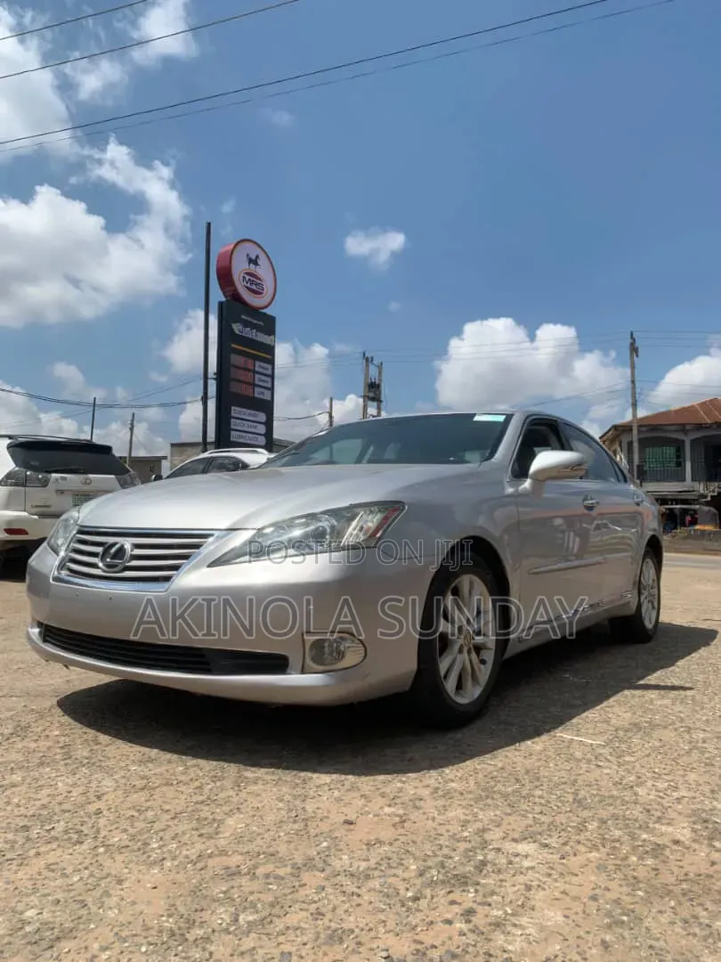Lexus ES 350 2011 Silver