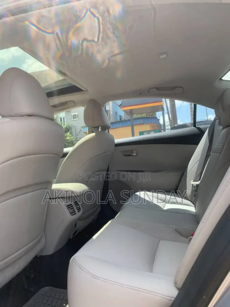 Lexus ES 350 2011 Silver