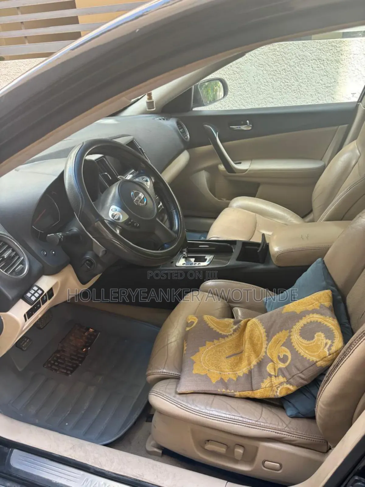 Nissan Civilian 2014 Black