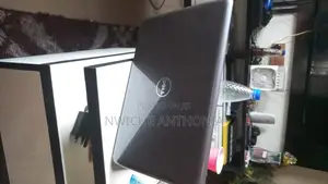 Laptop Dell Latitude 3380 4GB SSD 256GB