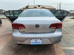 Volkswagen Passat 2013 Silver