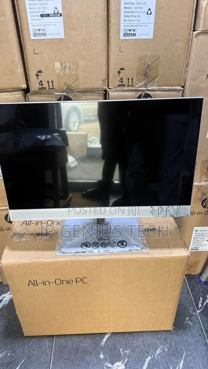 New Desktop Computer HP EliteOne 800 8GB Intel Core i5 SSD 256GB