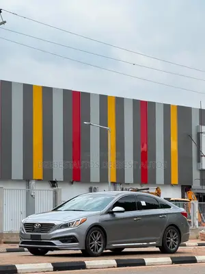 Hyundai Sonata Sport 2.0T Sedan FWD (2.0L 4cyl 6A) 2016 Gray