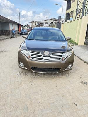 Toyota Venza V6 AWD 2010 Gold
