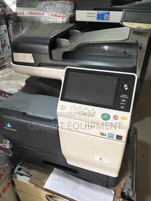 Bizhub C3351