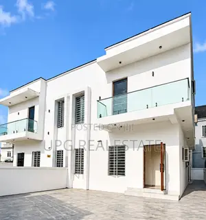 4bdrm Duplex in Ikota for sale
