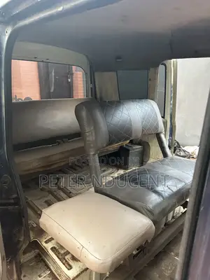 Suzuki APV Minibus 2006 Blue