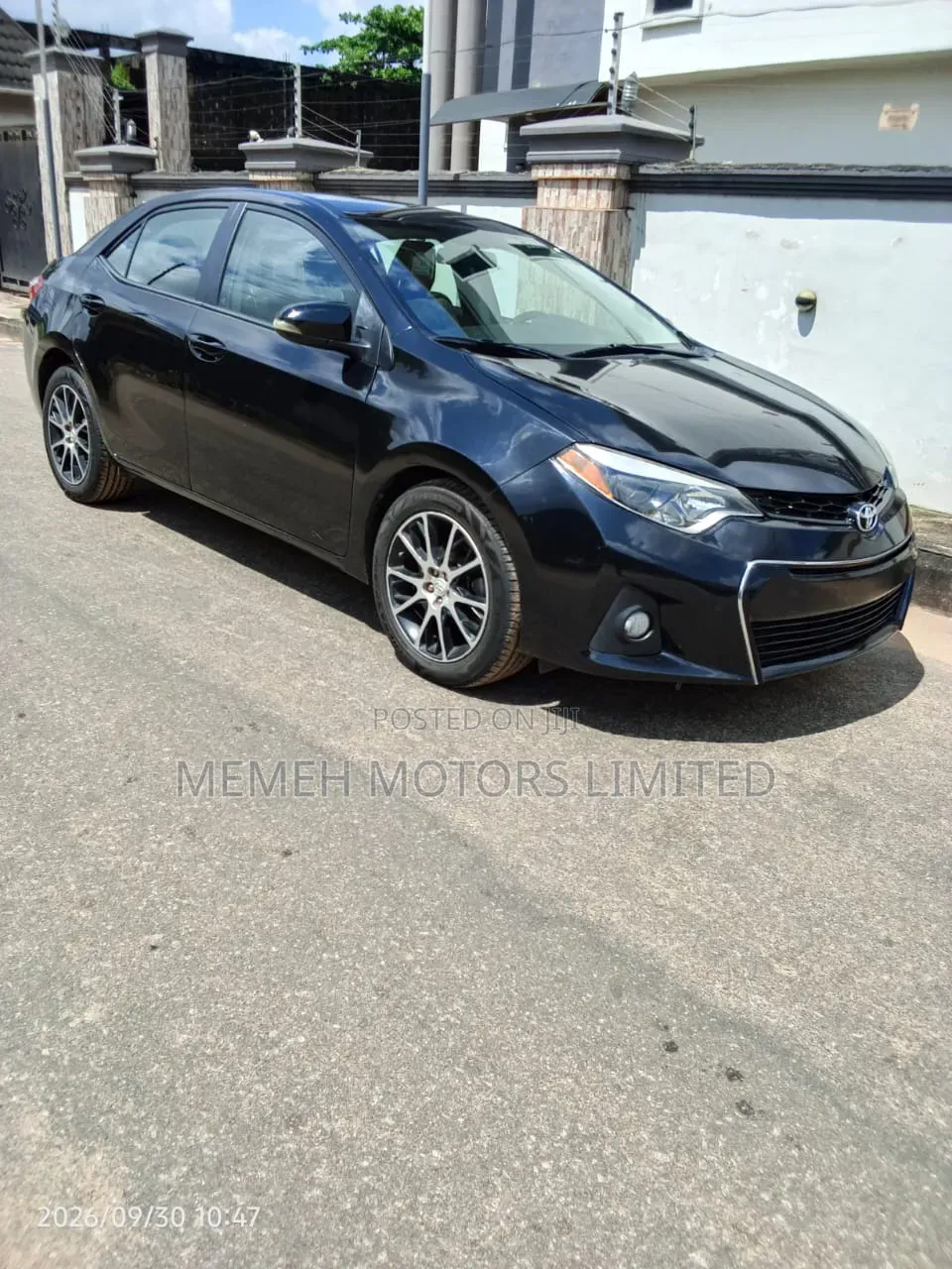 Toyota Corolla 2016 Black