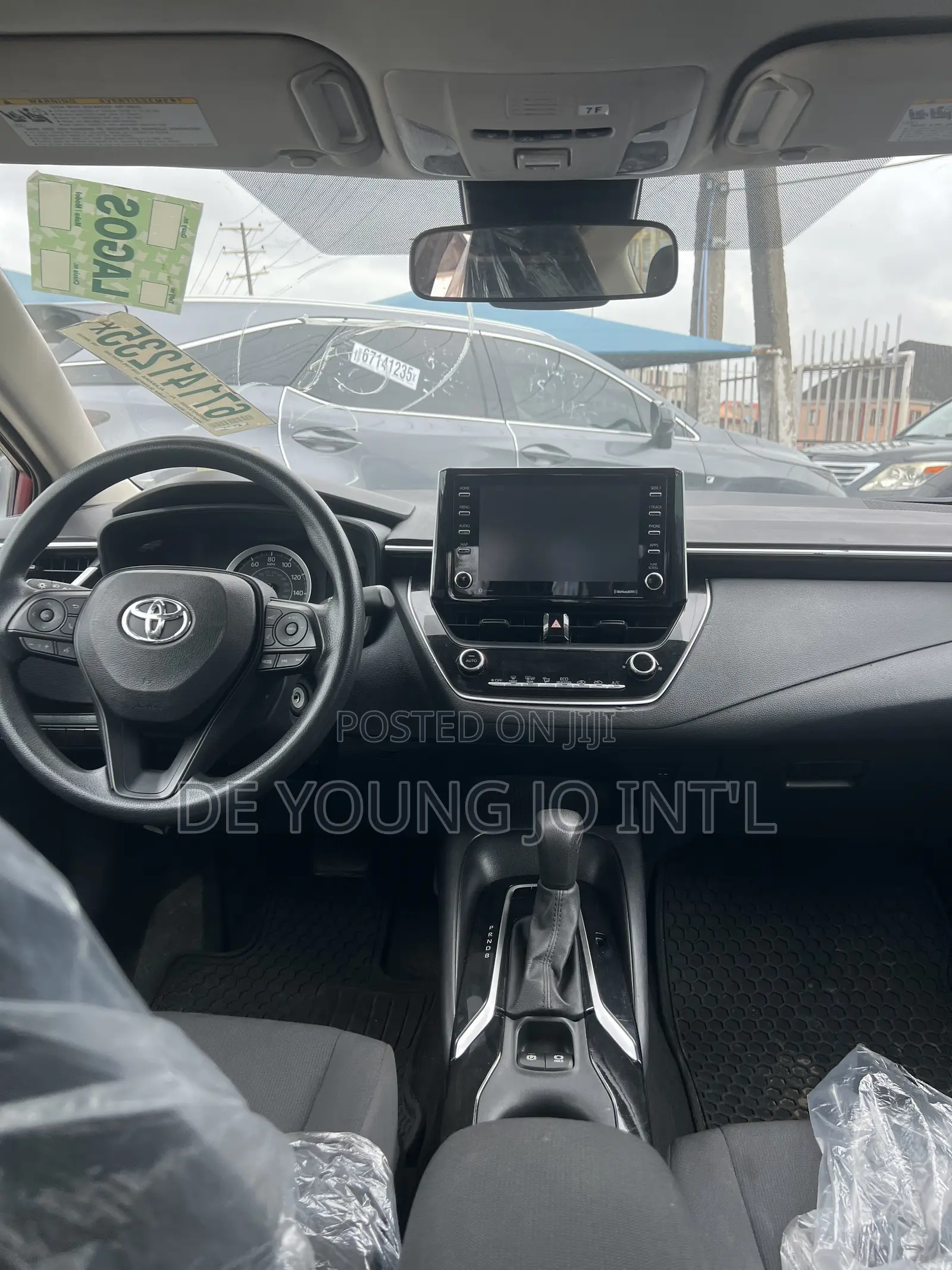 Toyota Corolla LE 2021 Red