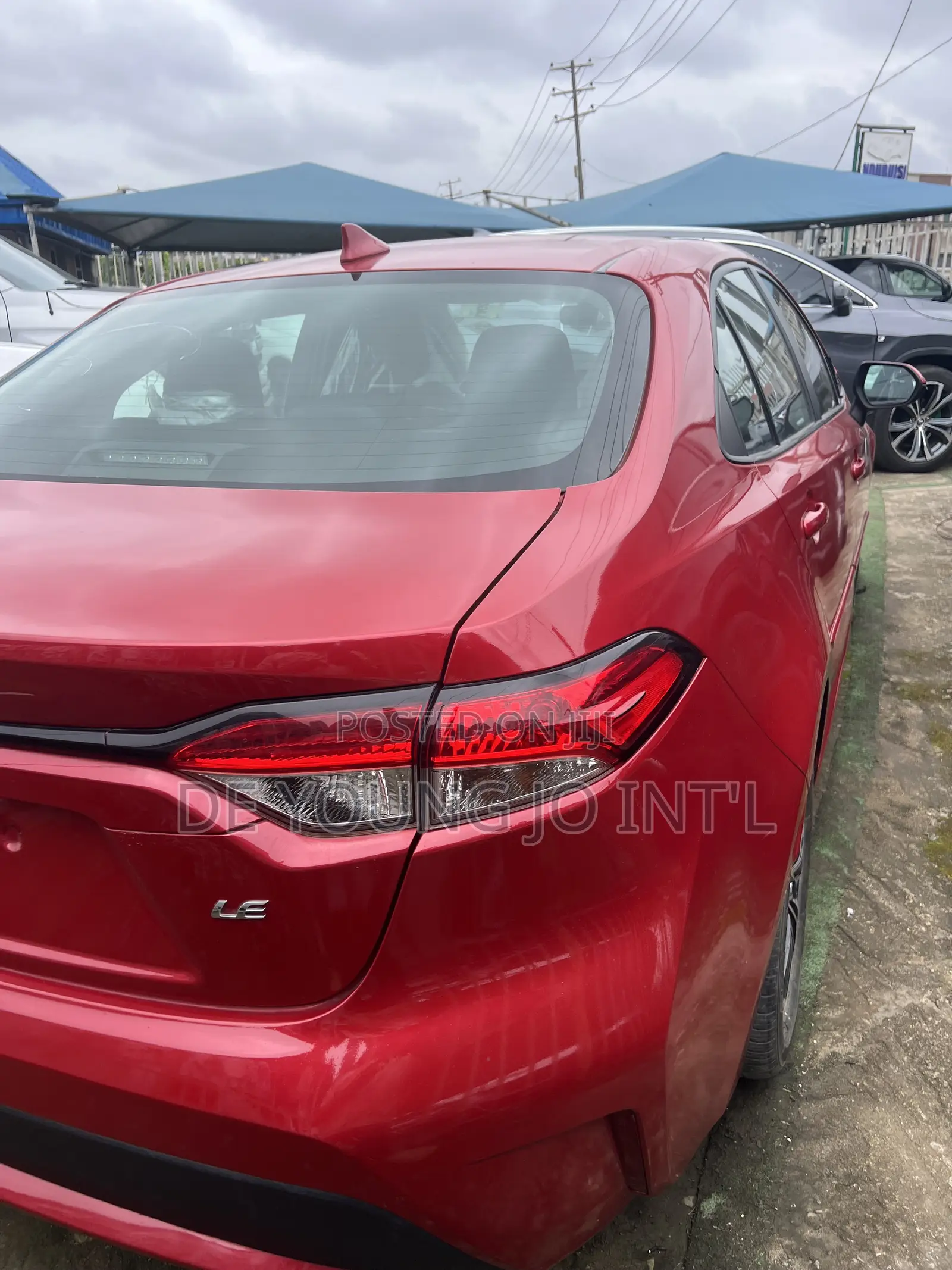 Toyota Corolla LE 2021 Red