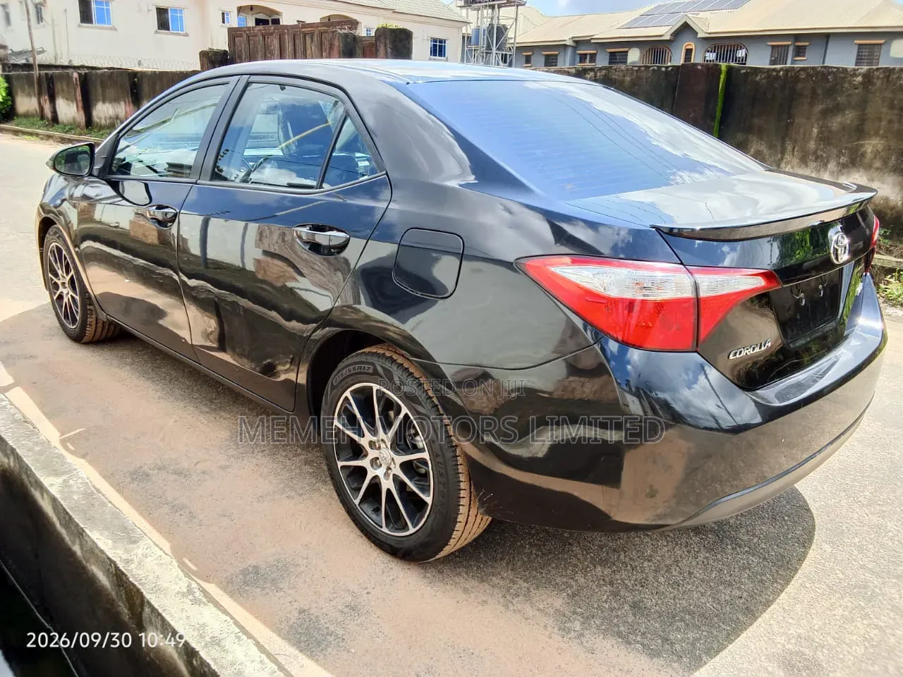 Toyota Corolla 2016 Black