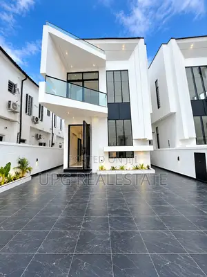 5bdrm Duplex in Lekki Phase 1 for sale