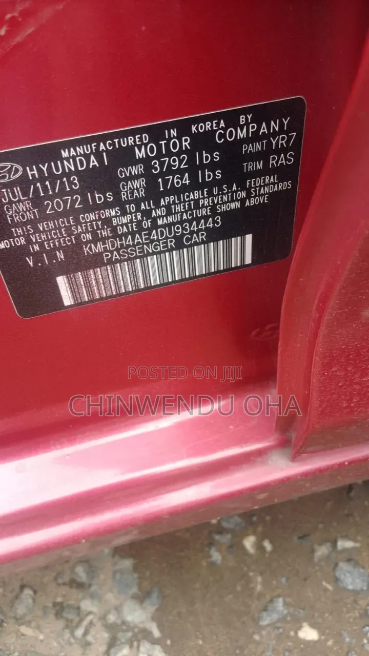 Hyundai Elantra 2014 Red