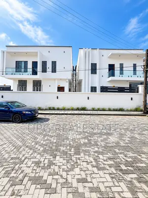 5bdrm Duplex in Ikota for sale