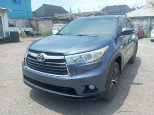 Toyota Highlander 2016 Blue
