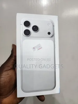 New Apple iPhone 17 Pro Max 256 GB Silver