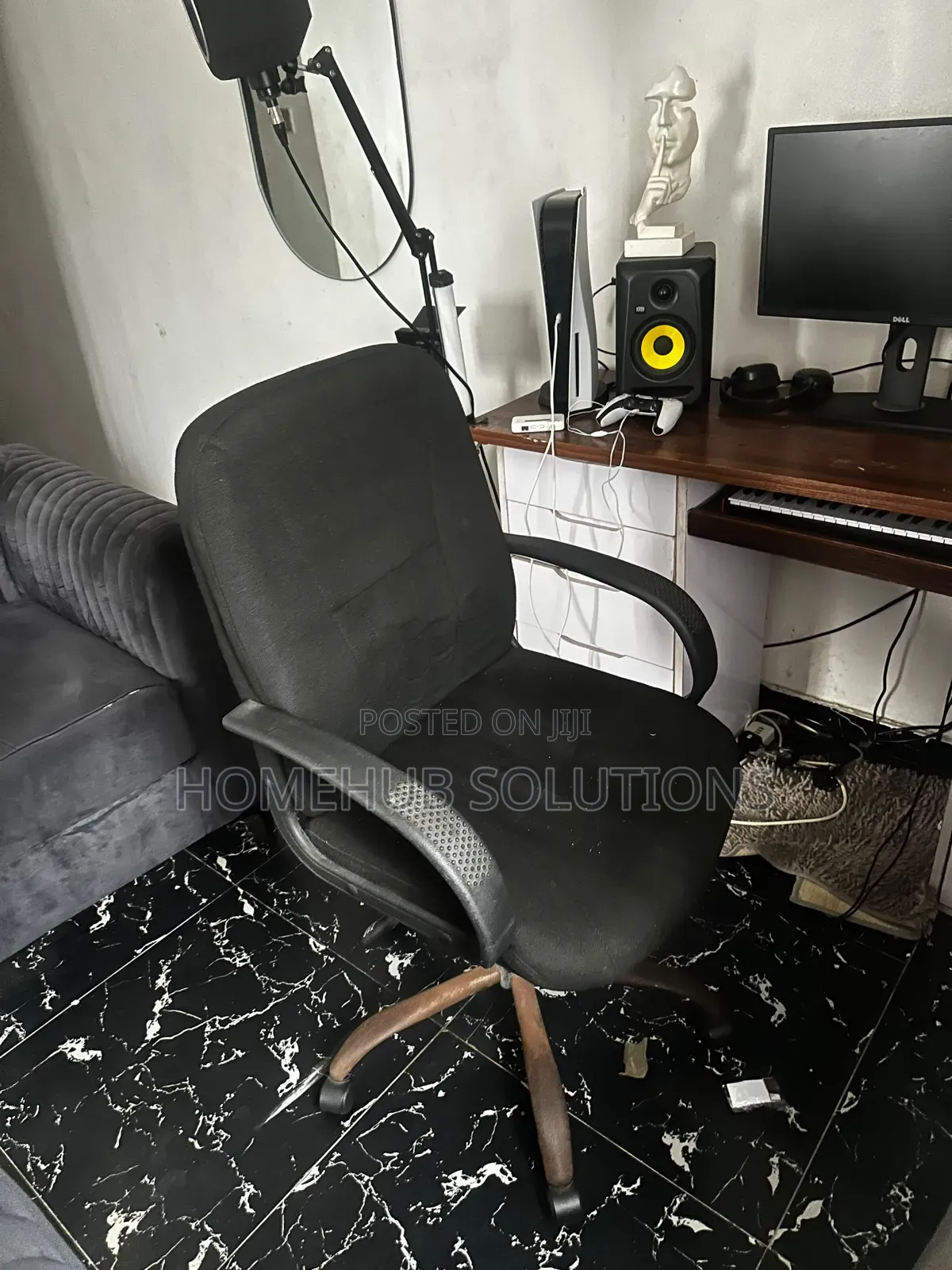 Studio Table and Chair