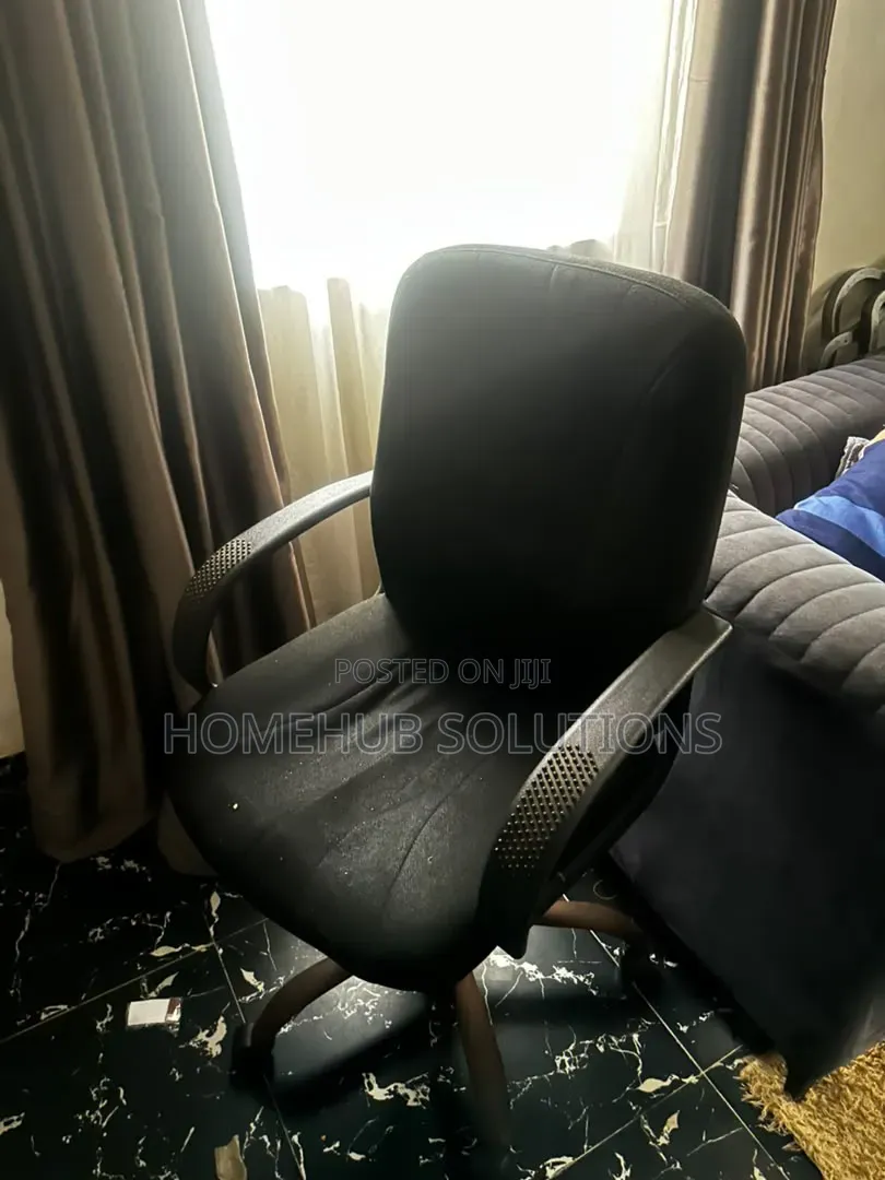 Studio Table and Chair