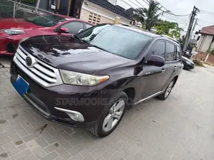 Toyota Highlander Limited 3.5L 2WD 2013 Brown