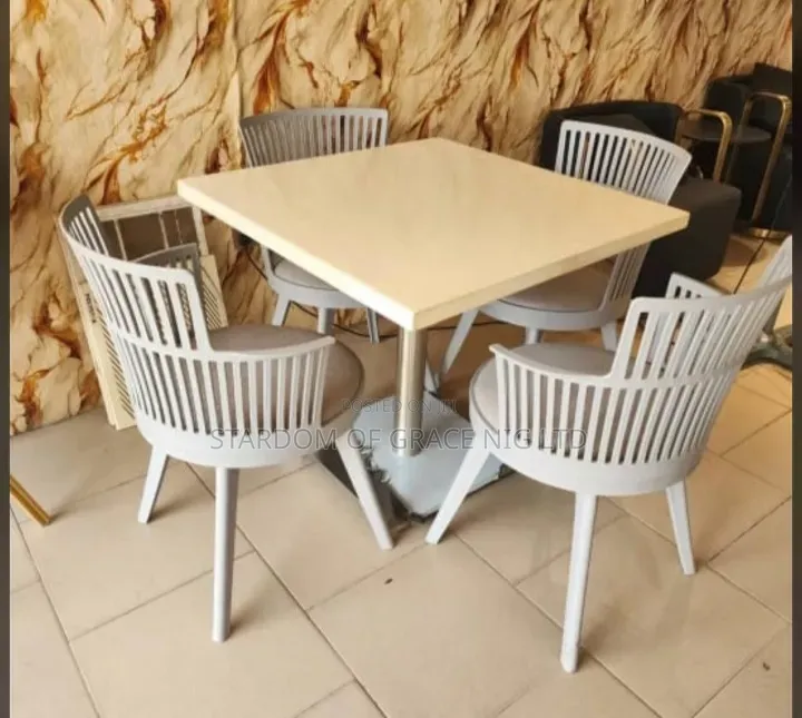 Restaurants/Outdoor Dining