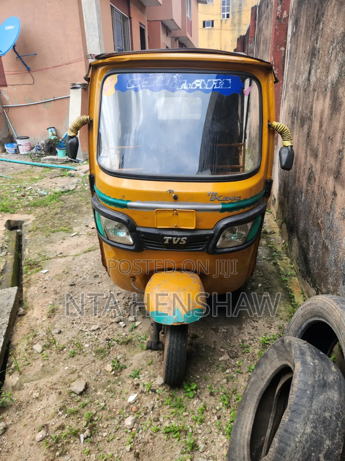 TVS King Deluxe Plus iTouch Start 2020 Yellow