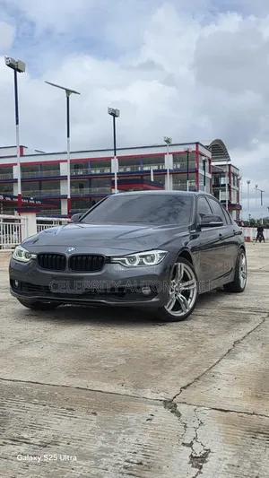 BMW 330i 2017 Gray