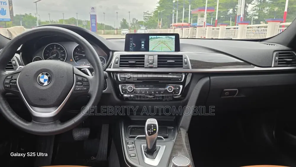 BMW 330i 2017 Gray