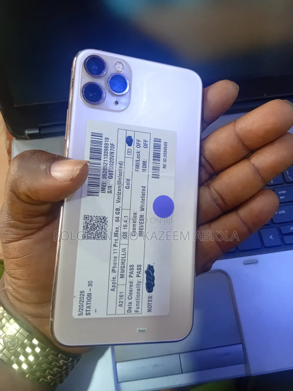 Apple iPhone 11 Pro Max 64 GB Gold