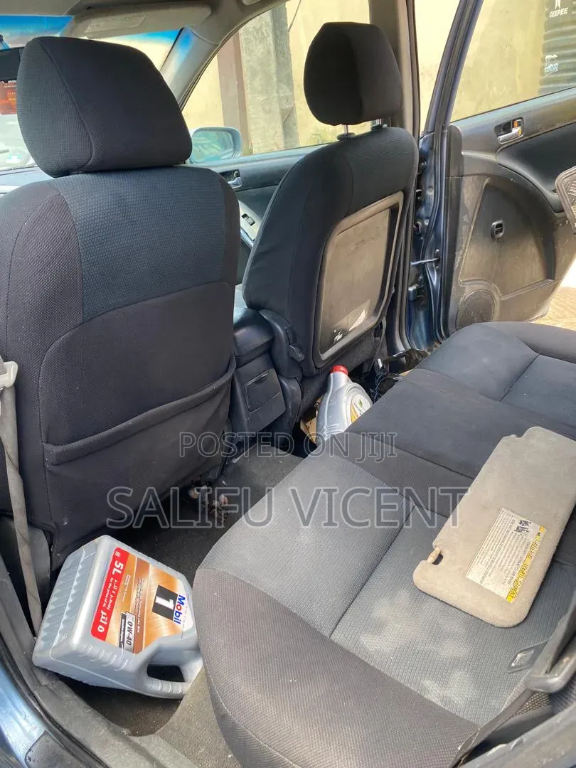 Toyota Matrix 2007 Blue