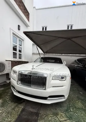 Rolls-Royce Ghost Base 2017 White