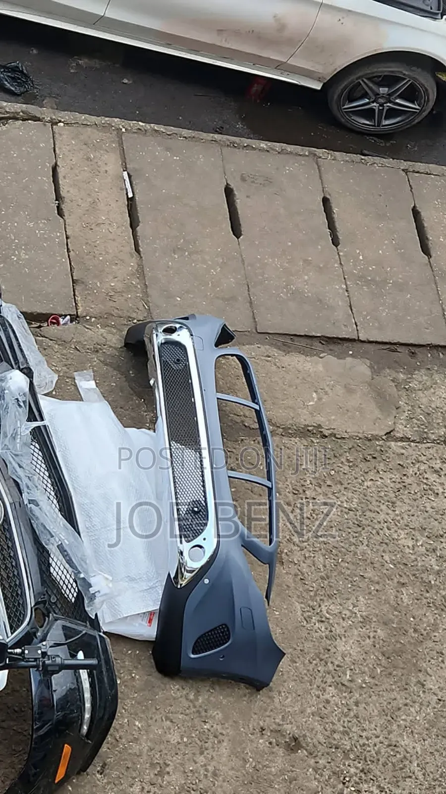 GLA250 Front Bumper With Headlight