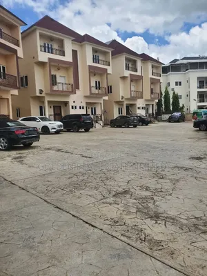 4bdrm Townhouse / Terrace in Katampe Extension for rent