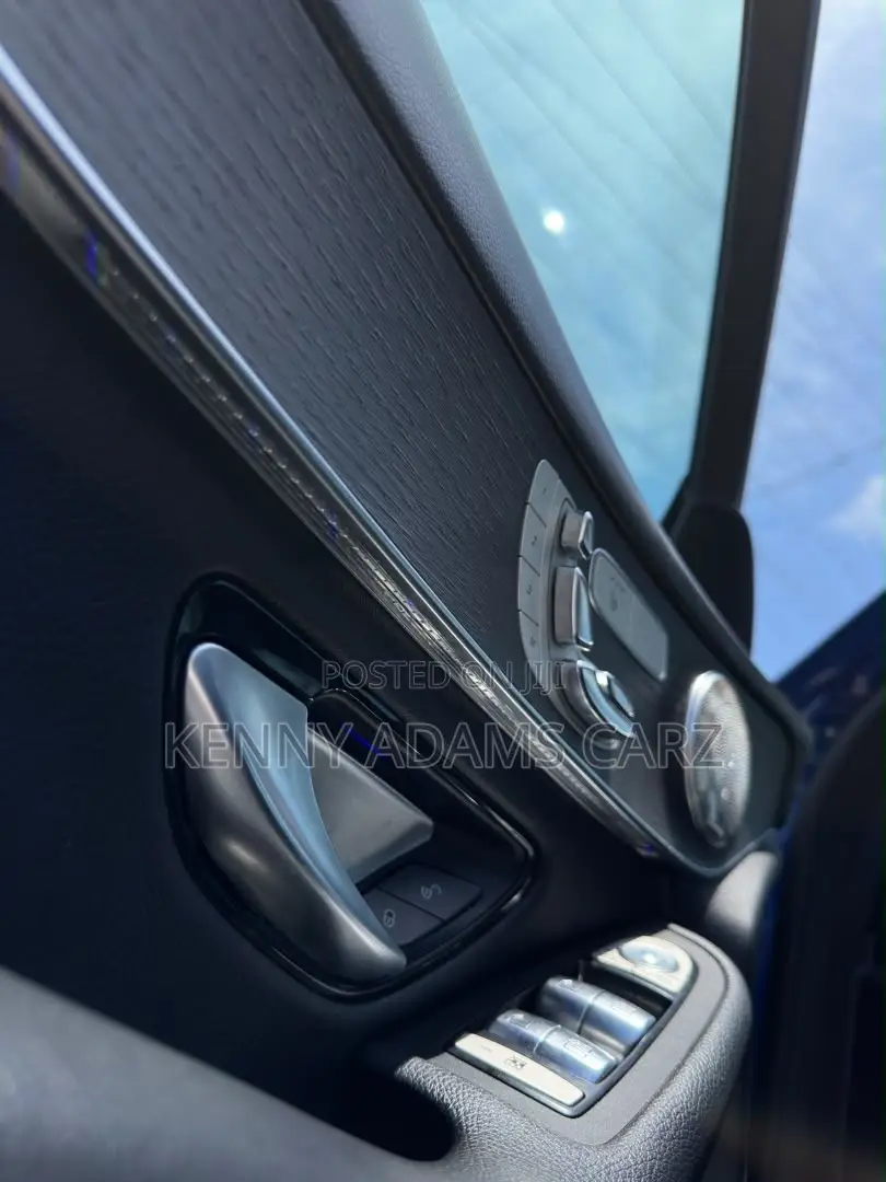 Mercedes-Benz GLC-Class 2020 Blue