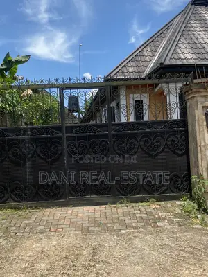 2bdrm House in Okhuoromi Road, Benin City for sale