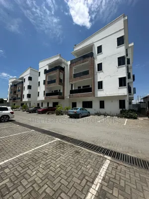 3bdrm Apartment in Lekki Expressway for rent