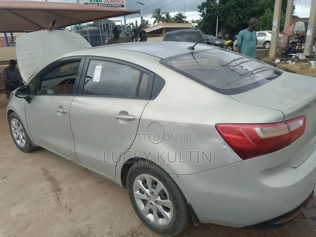 Kia Rio 2013