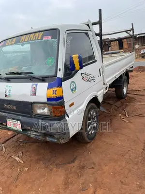 Mazda Pick Up