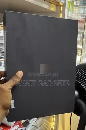 New Microsoft Surface Pro 512 GB Black