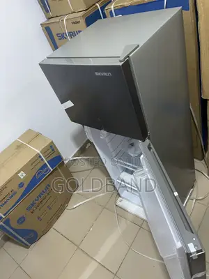 SKyrun BCD-200K 200L Stylish Upright Fridge