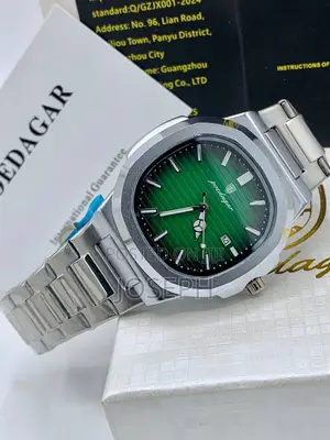 Poedagar Watch