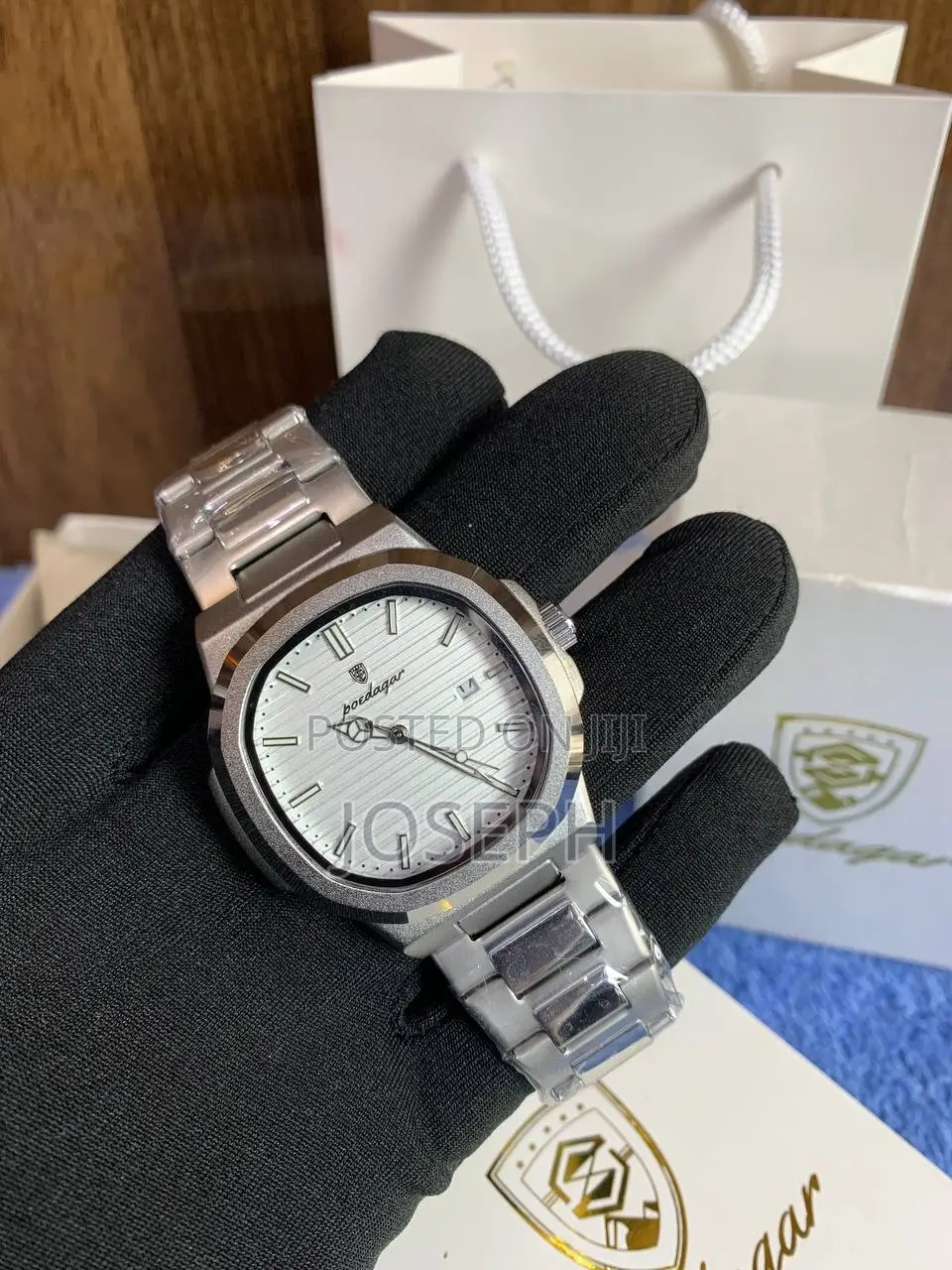 Poedagar Watch