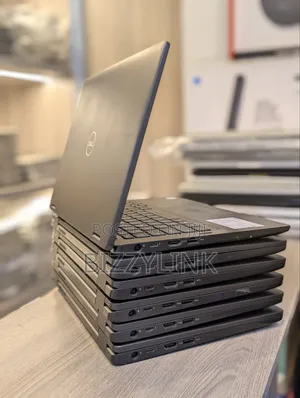 Laptop Dell Latitude 5300 2-in-1 8GB Intel Core i7 SSD 256GB