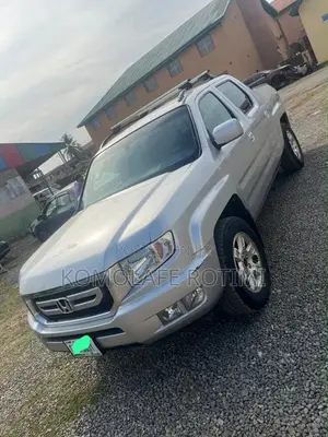 Honda Ridgeline RT 2010 Silver
