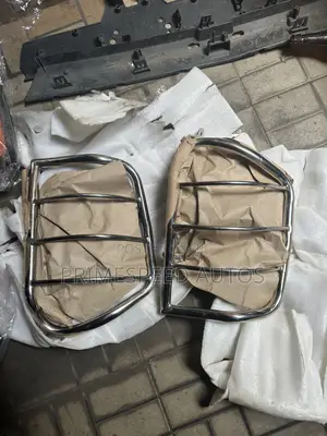 Rear Light Guard for Highlander 2005