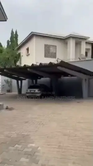 5bdrm Duplex in Maitama for sale