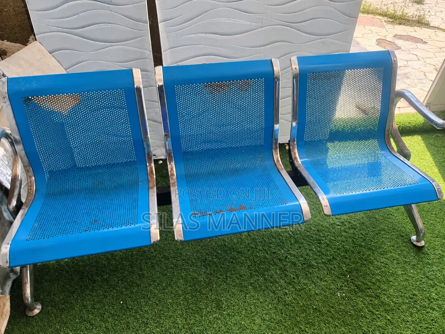 Studio 3 in 1 Waiting Room Chair