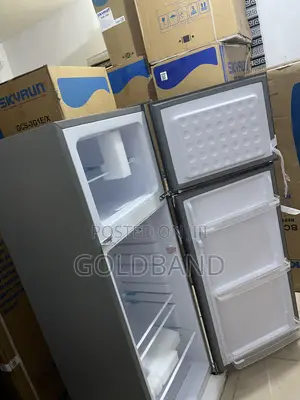 SKyrun BCD-200K 200L Top Freezer Refrigerator
