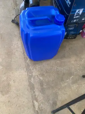 Closed-Top Plastic Storage Drums & Gallons
