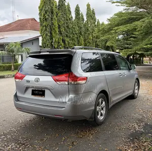 Toyota Sienna LE 7 Passenger 2012 Gray