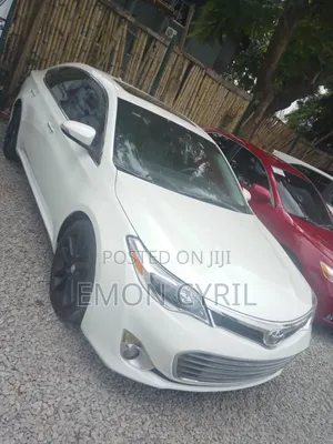 Toyota Avalon 2015 White